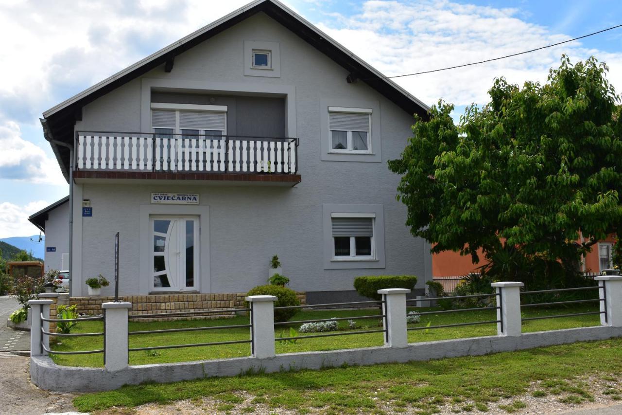 Hotel House Buric Otočac Esterno foto