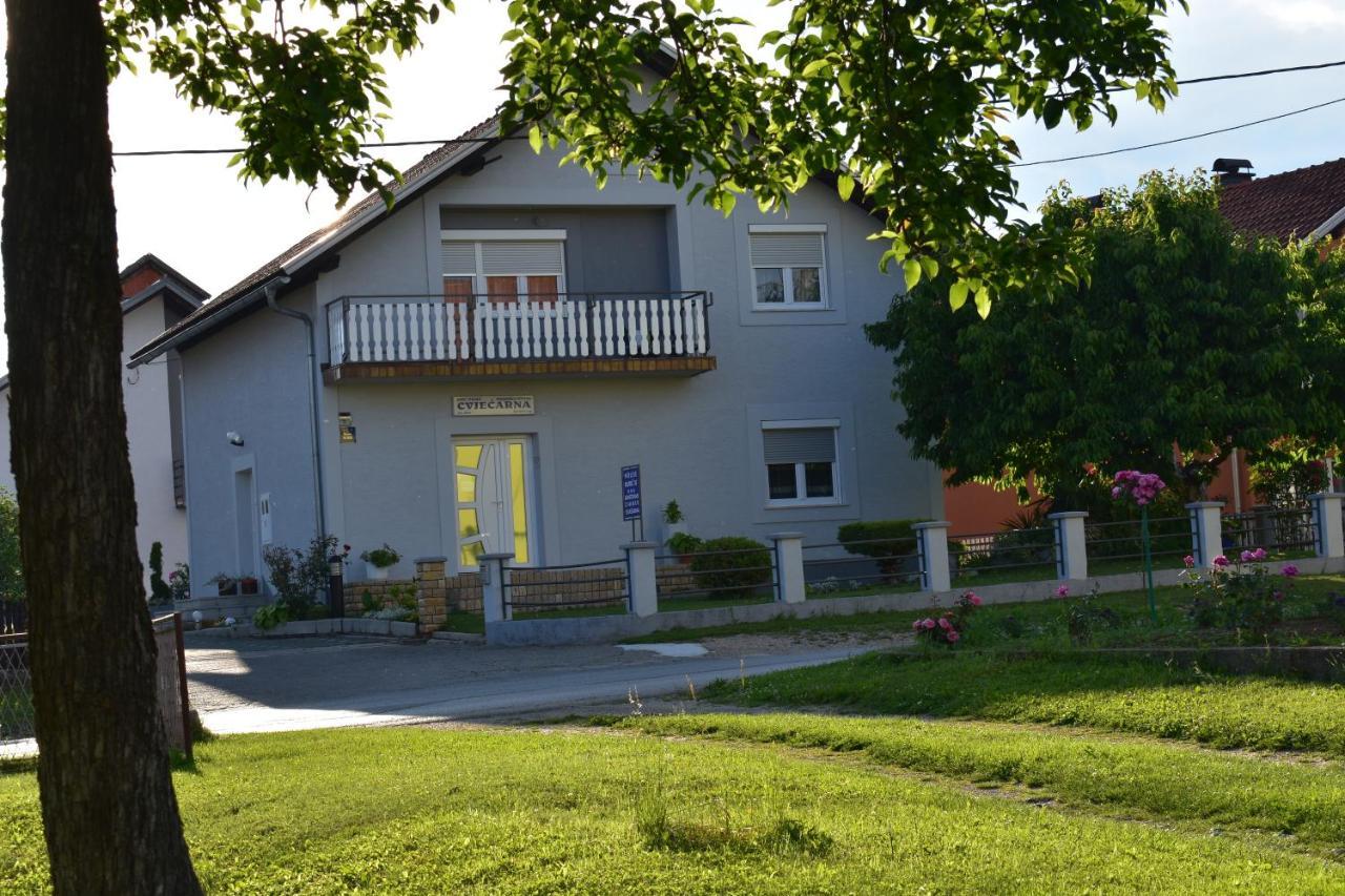 Hotel House Buric Otočac Esterno foto