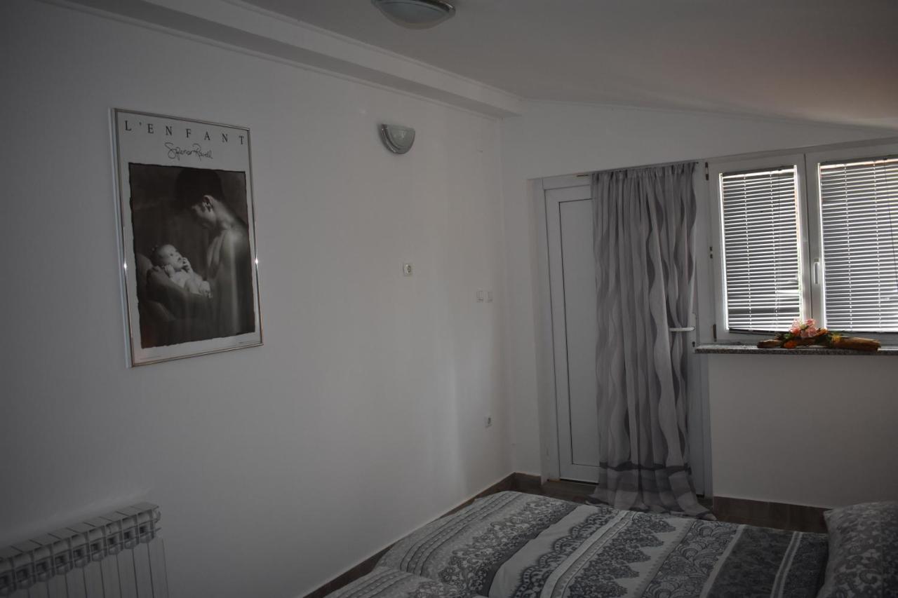 Hotel House Buric Otočac Esterno foto
