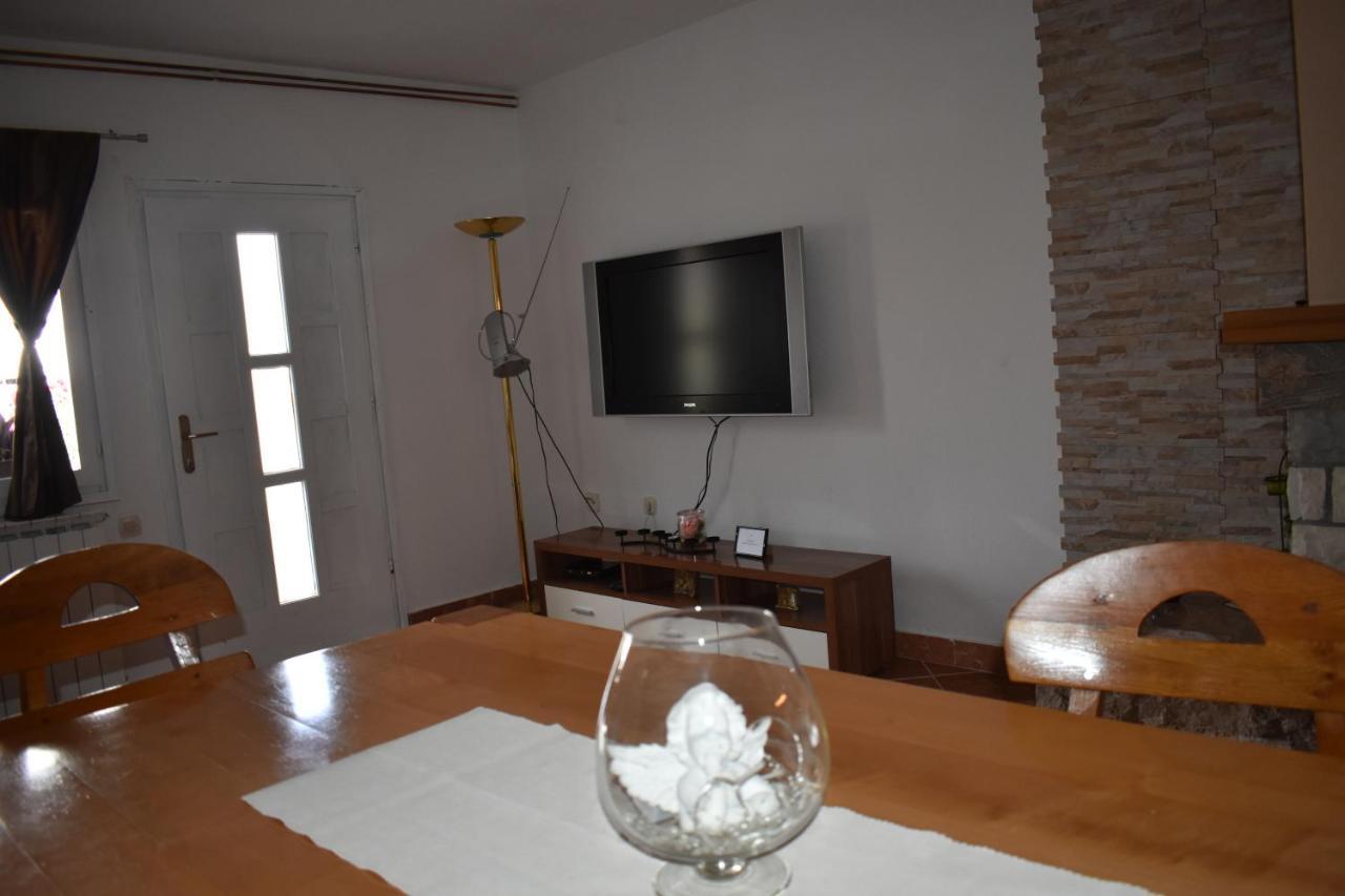 Hotel House Buric Otočac Esterno foto