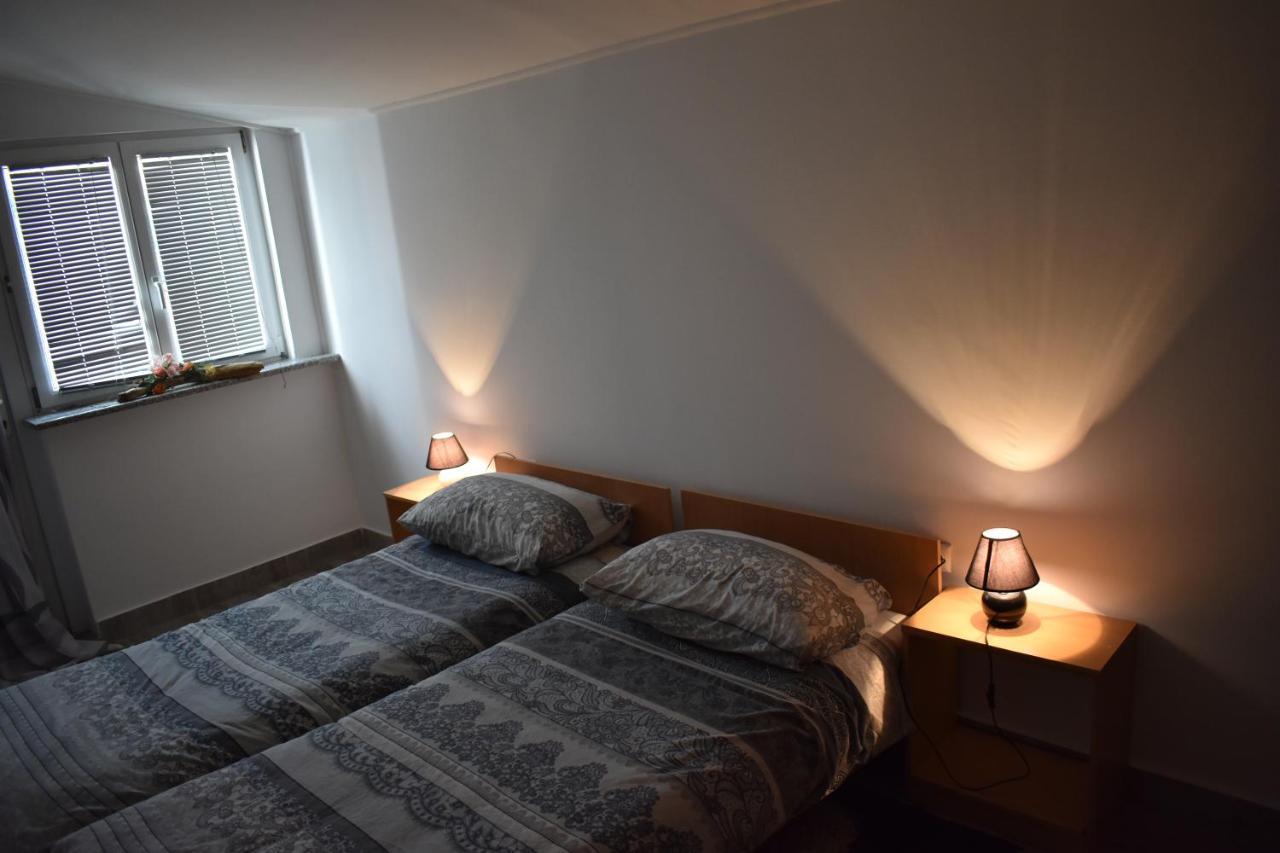 Hotel House Buric Otočac Esterno foto
