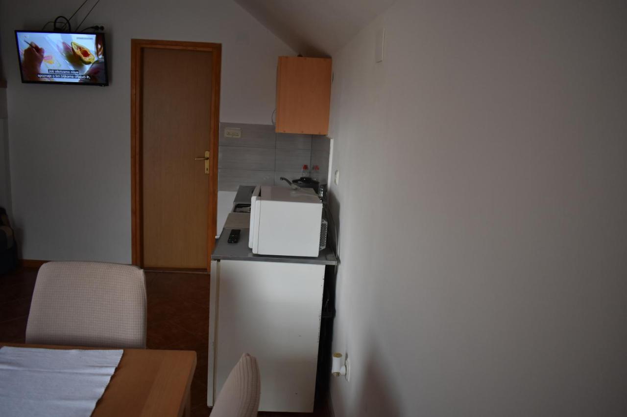 Hotel House Buric Otočac Esterno foto