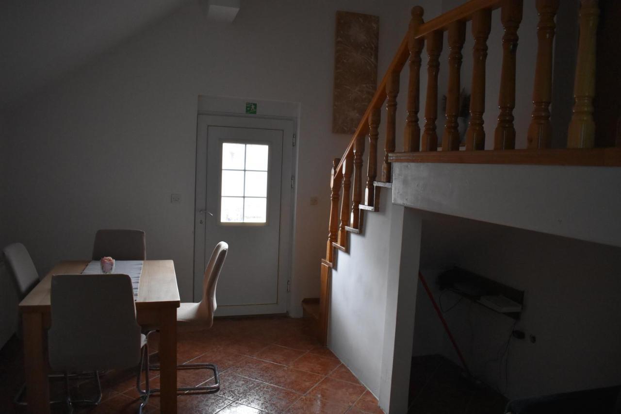 Hotel House Buric Otočac Esterno foto