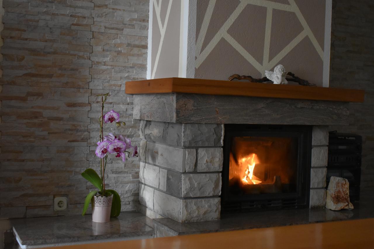 Hotel House Buric Otočac Esterno foto